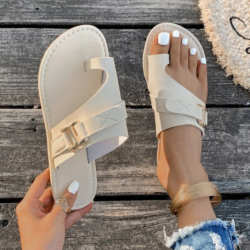 Damen Zehentrenner-Sandalen mit modischem Schnallen-Detail und bequemem Fußbett Drune