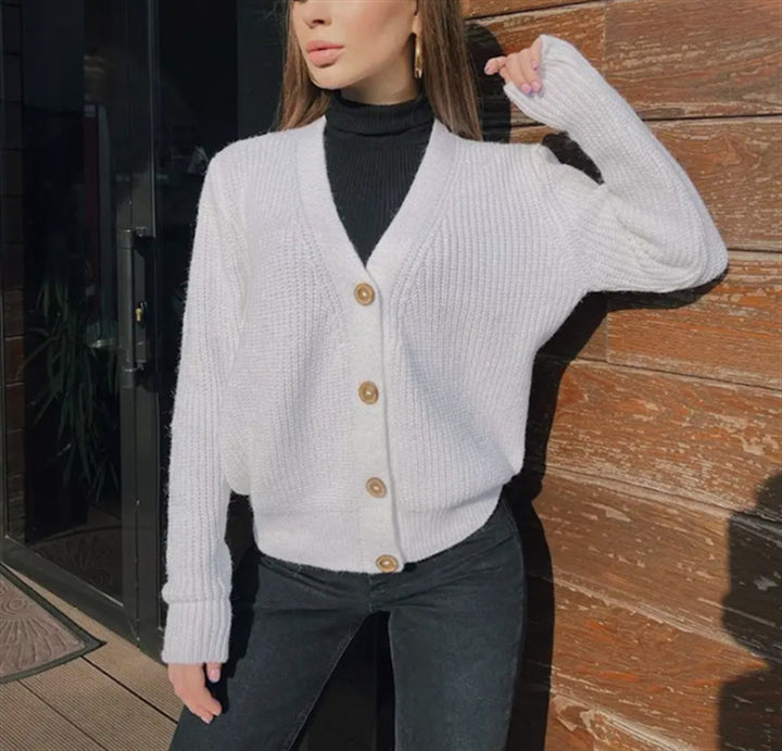 Damen Boxy-Grobstrick-Cardigan mit tiefer V-Leiste, Holzknopfverschluss und geripptem Saum Drune