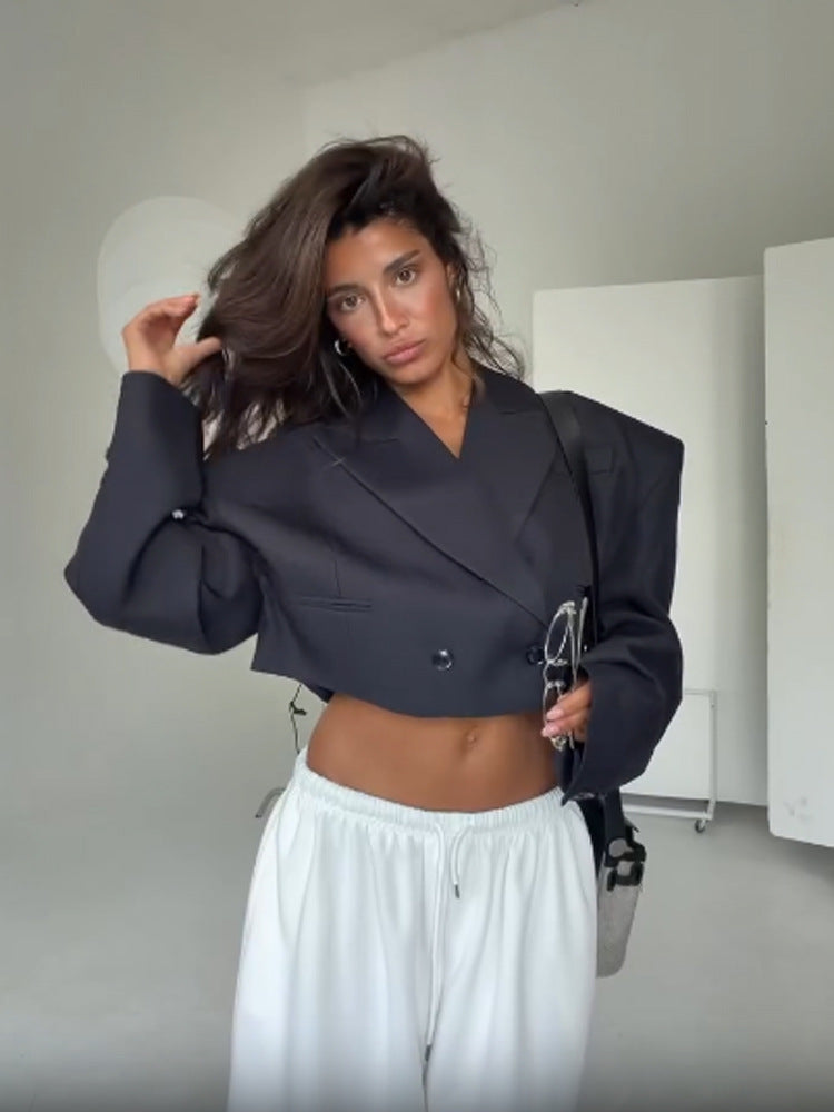 Damen Cropped-Boxy-Blazer mit skulpturierten Schultern und kastiger Silhouette Drune