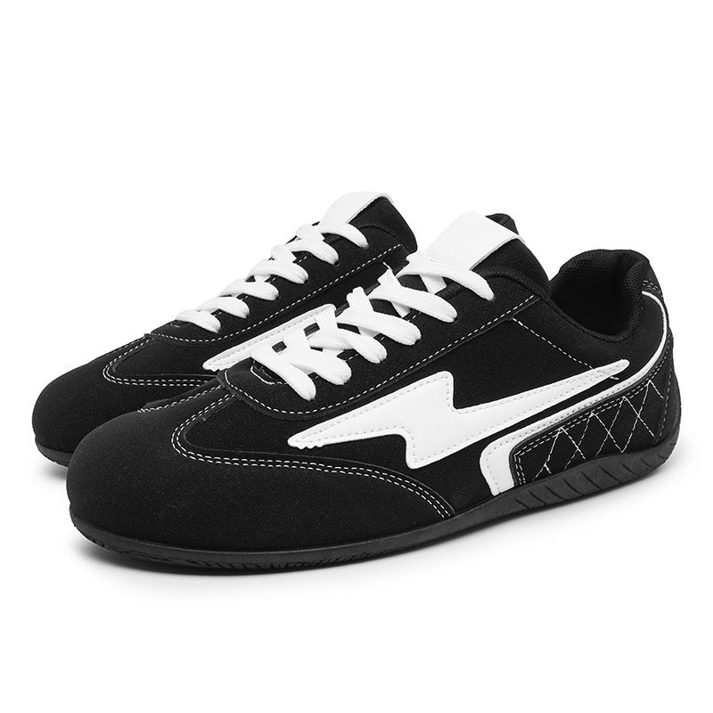Damen leichte Retro-Skate-Sneaker mit gesteppter Seitenwand, gepolstertem Knöchelkragen und rutschfester Gummilaufsohle Drune