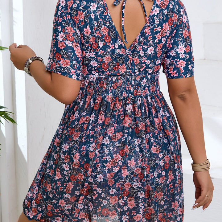 Damen Blumenkleid mit gesmoktem Unterteil Drune