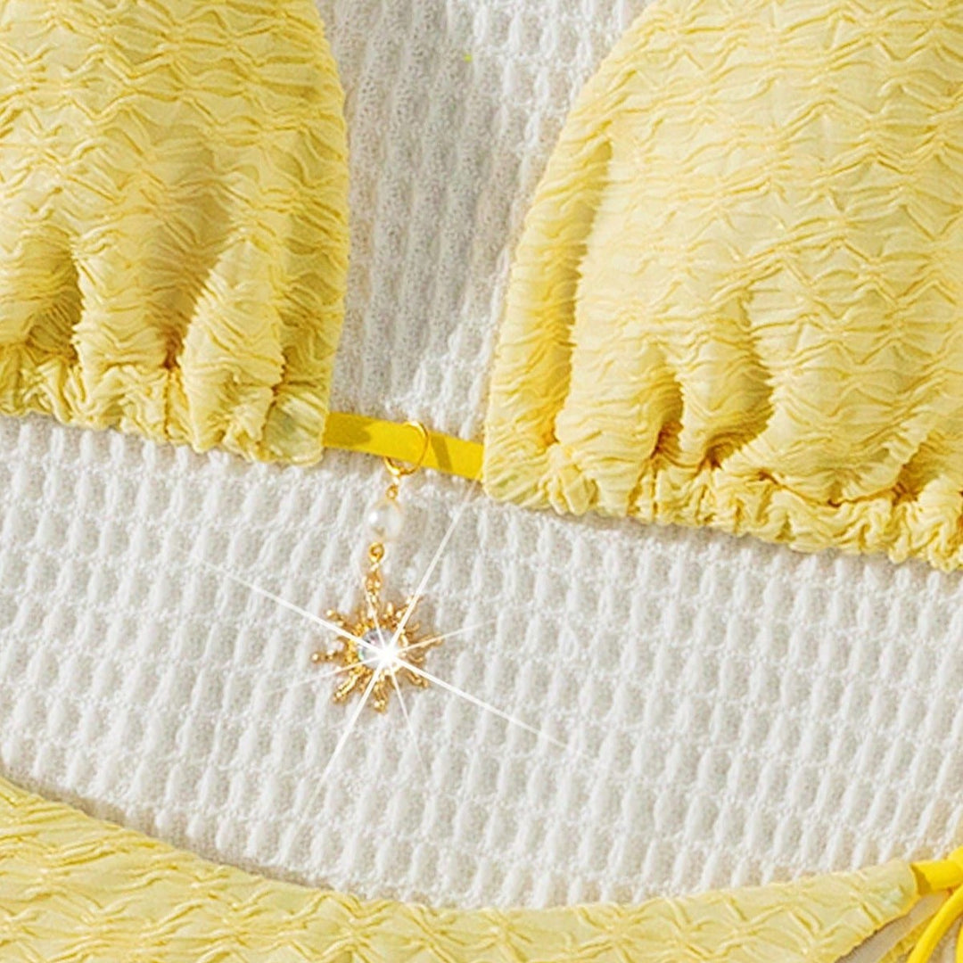 Damen Triangel-Bikini mit zarten Rüschendetails Drune