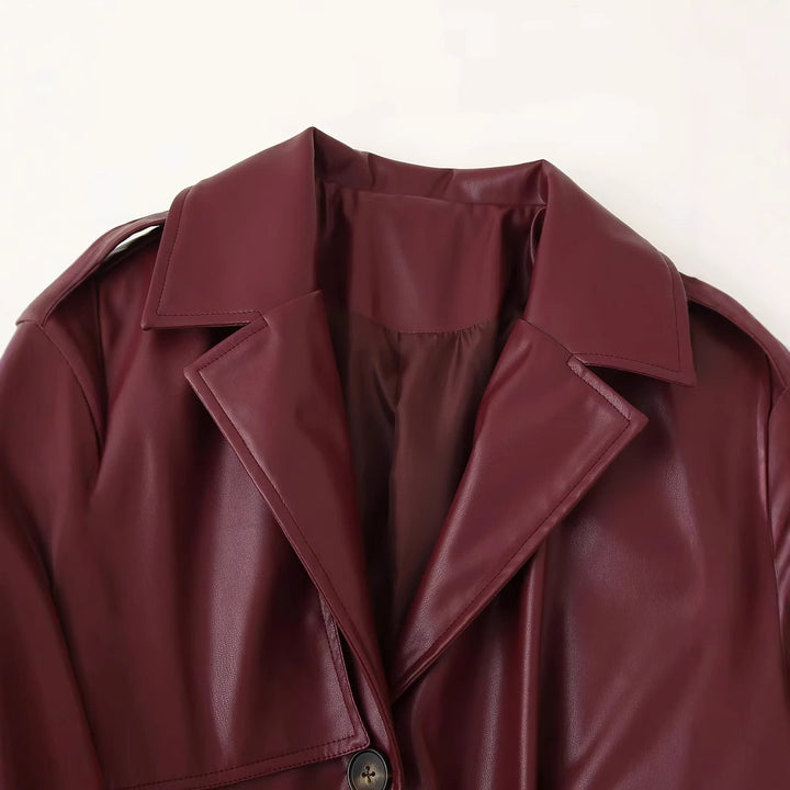 Damen nan langer veganer Trenchcoat in Lederoptik mit Taillengürtel und Schulterklappe Drune