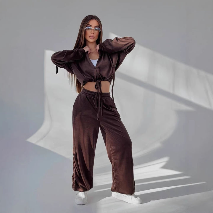 Damen Cropped Kapuzen-Sweatshirt mit Kordelzug am Saum und weite Raffung-Loungehose Drune