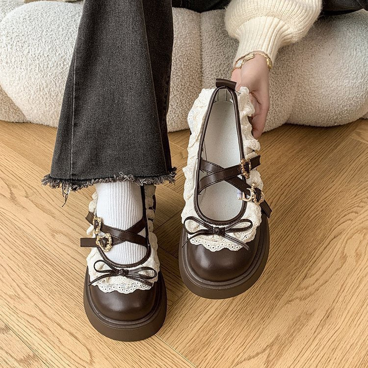 Damen Rüschen Sneakers mit dekorativen Schnallen und robustem Profil Drune