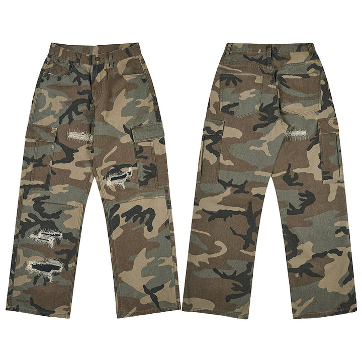 Herren weite Cargo-Hose im Camouflage-Look mit bewusst aufgerissenen Details und großen Pattentaschen Drune