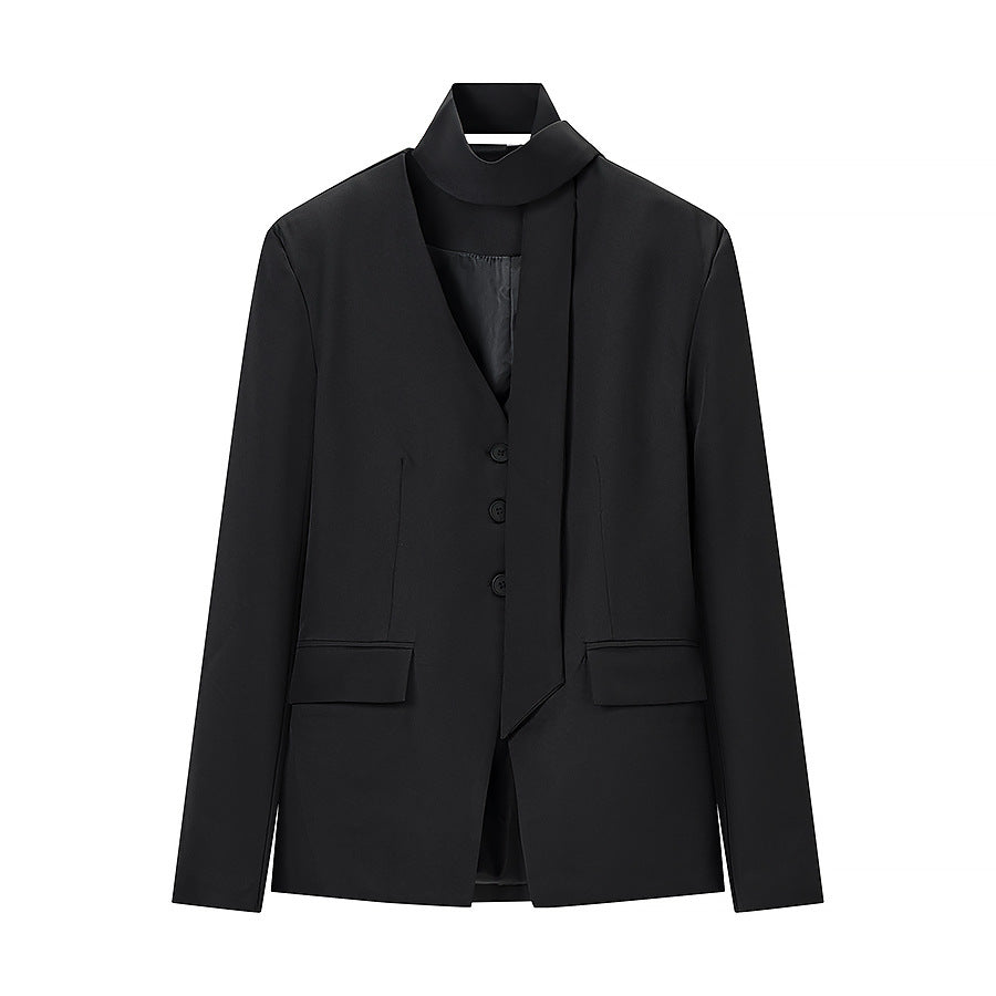 Damen Taillierter Blazer mit Schalkragenband, dreifacher Knopfleiste und Pattentaschen Drune