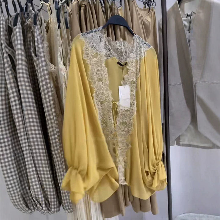 Damen Blusenjacke mit Spitzeneinsatz, tiefem V und Ballonärmel Drune