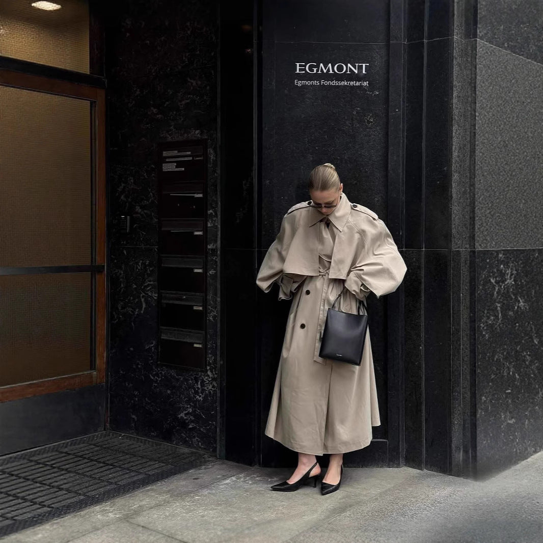 Damen Oversized Trenchcoat mit detailreichen Drapierungen und modischem Schnitt Drune