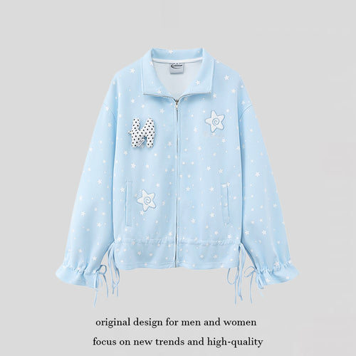Damen leichte Stehkragen-Sweatjacke mit Sternen-Allover, Applikationen und Kordelzug Drune