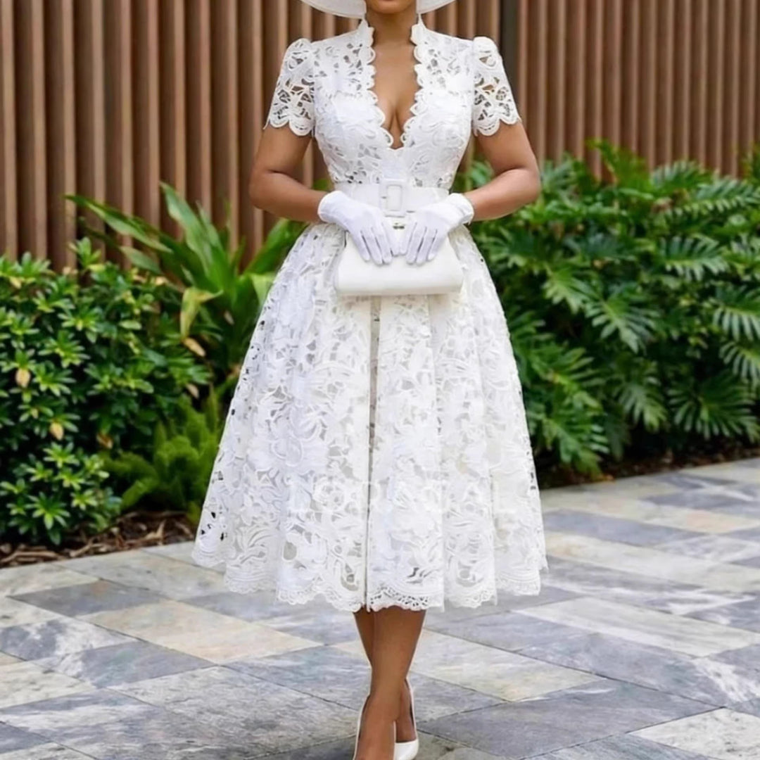 Damen Spitzen-Midi-Kleid mit elegantem V-Ausschnitt und Vintage-Rüschendetails Drune