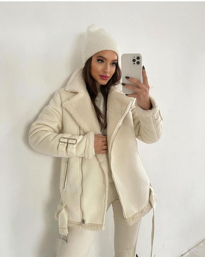 Damen Oversized Kunstleder-Fliegerjacke mit Teddyfell-Futter und Schnallen Drune