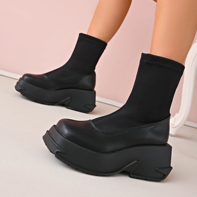 Damen Chunky Plateau‑Stiefelette mit elastischem Sock‑Schaft und skulpturierter Profillaufsohle Drune