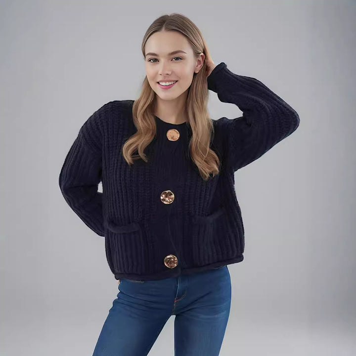 Damen kuschelige Strickjacke mit großen Knöpfen und aufgesetzten Taschen Drune