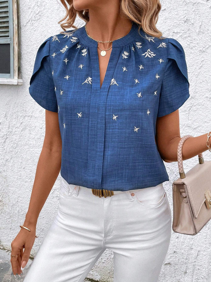 Damen Kurzbluse aus Leinenoptik mit Stehkragen, Zierfalte und floraler Stickerei Drune