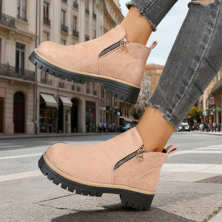 Damen nan Wildlederoptik-Ankleboots mit seitlichem Reißverschluss, Pull-Tab und profilierter Traktorsohle Drune