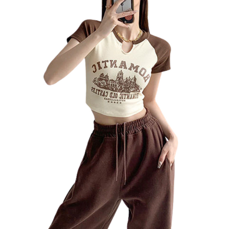 Damen cropped T-Shirt mit einzigartigem Ausschnitt und fröhlichem Grafikdesign Drune