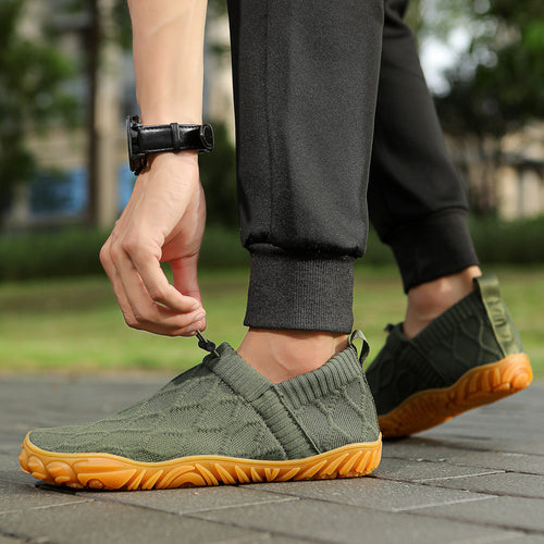 Herren gestrickte Slip-On Freizeitsneaker mit elastischem Schaft, Zuglasche und griffiger Gummisohle Drune
