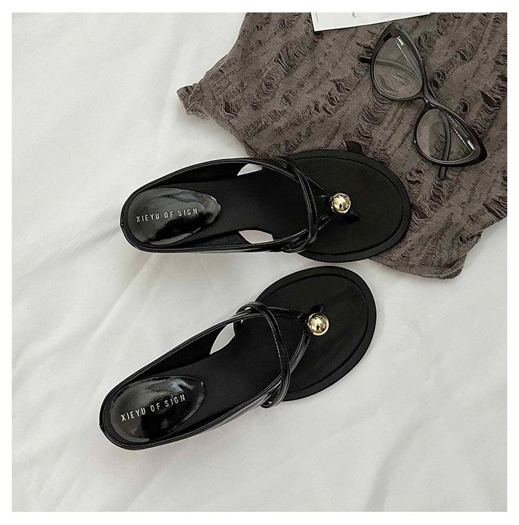 Damen Elegante Mule‑Sandalette mit Zehenring, filigranen Riemchen und sculpted Kitten‑Absatz Drune