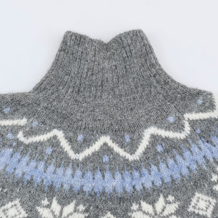 Damen Norweger-Strickjacke mit Stehkragen und Holzknopfverschlüssen Drune