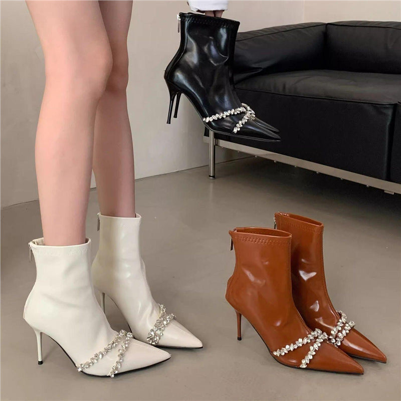 Damen Stiletto-Ankleboots mit spitzer Zehenpartie, schmalem Stiletto-Absatz und funkelnder Kristallkette Drune