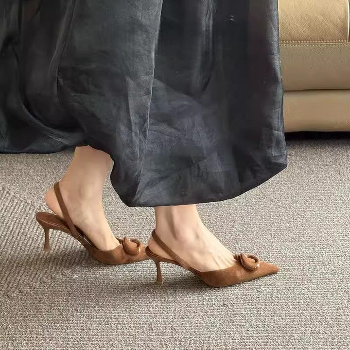 Damen Elegante spitz zulaufende Slingback-Pumps aus Veloursoptik mit dekorativem Knotenriemen und schlankem Mid‑Heel Drune