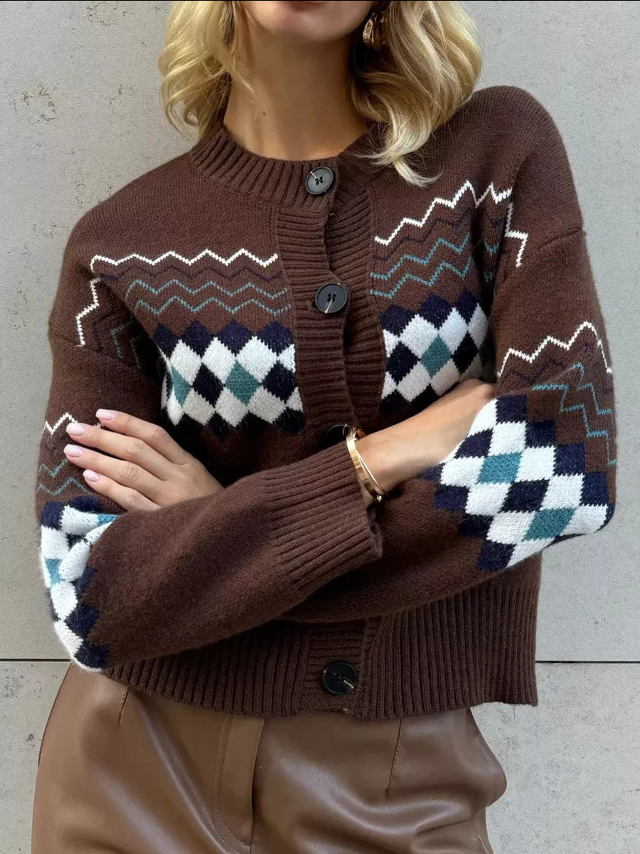Damen Strickjacke mit modernem Rautenmuster und Knopfverschluss Drune