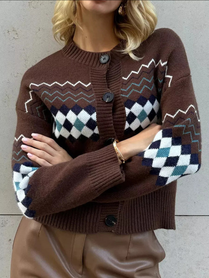Damen Strickjacke mit modernem Rautenmuster und Knopfverschluss Drune
