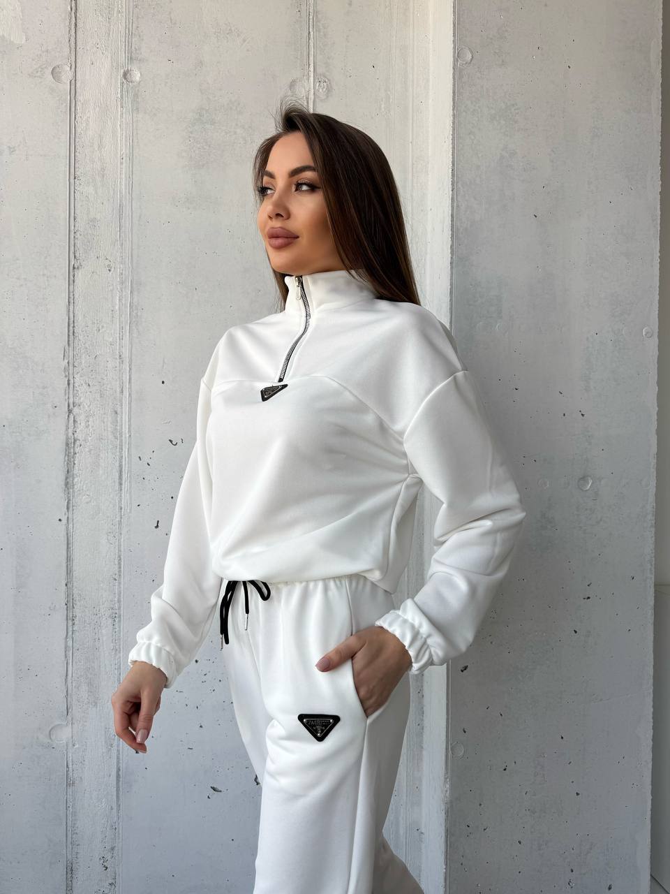 Damen sportliches Freizeit-Set mit hohem Kragen und elastischen Bündchen Drune