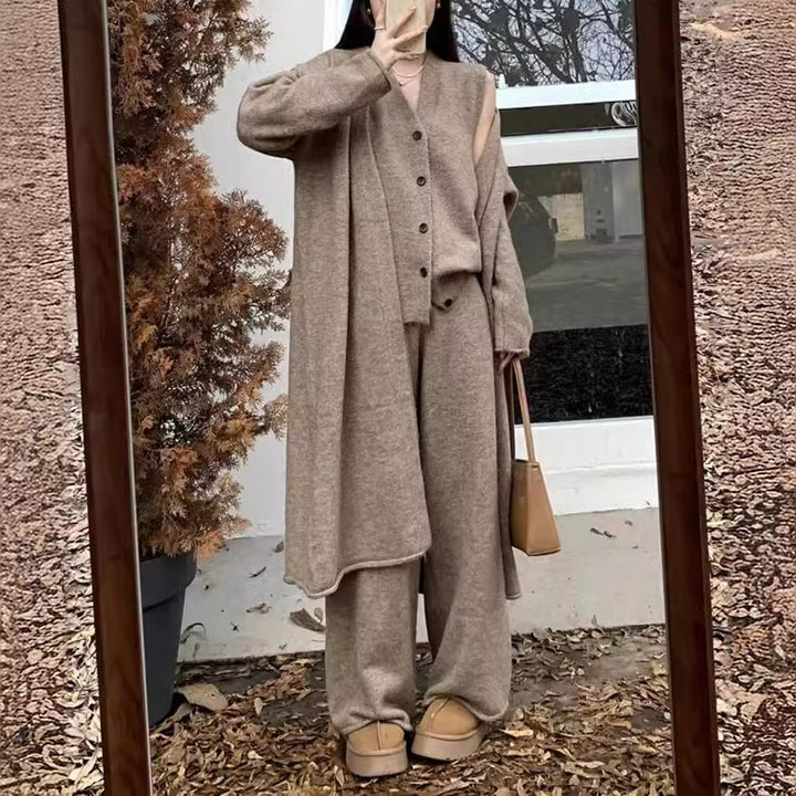 Damen Strickensemble mit wärmendem Cardigan und bequemen Hosen Drune