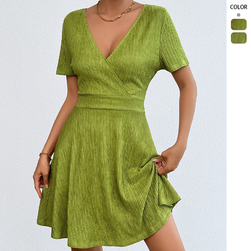 Damen Wickelkleid mit V-Ausschnitt und fließendem Stoff Drune