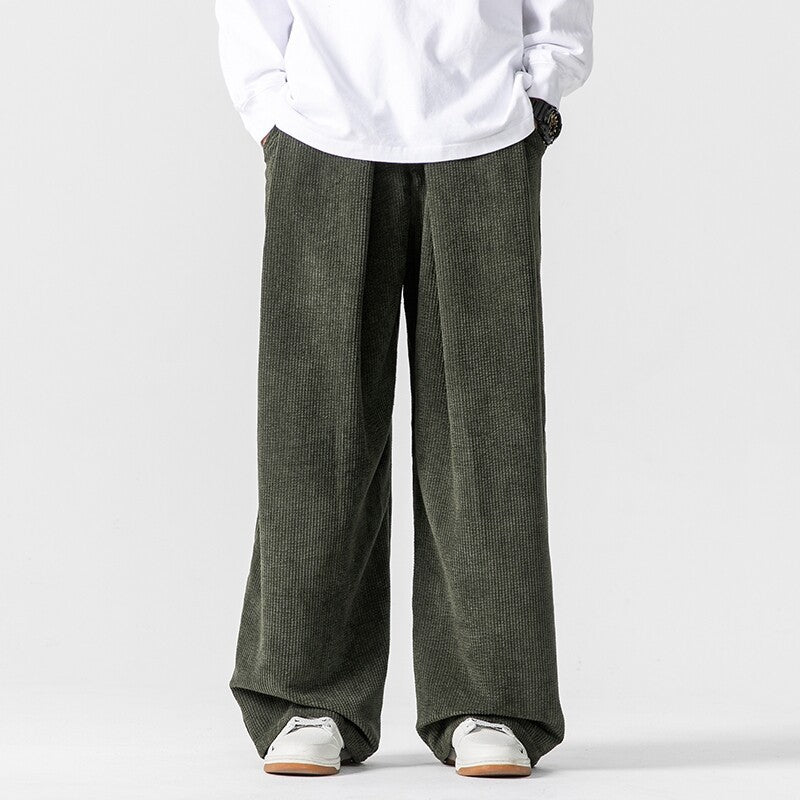 Herren Weite Cordhose mit Bundfalten und Relaxed-Silhouette Drune