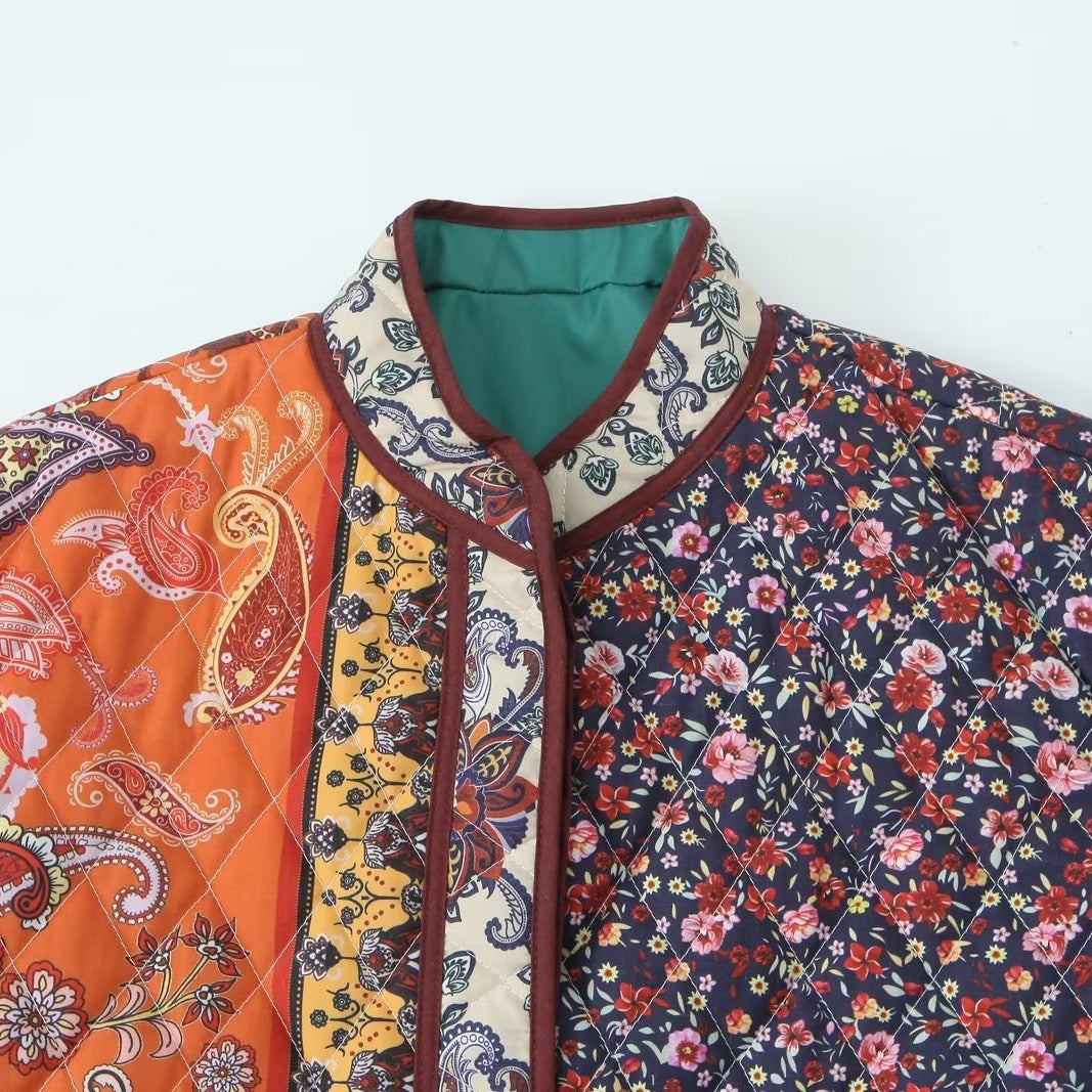 Damen nan Boho-Quiltjacke mit Patchwork‑Print, gesteppter Innenlage und aufgesetzten Klappentaschen Drune