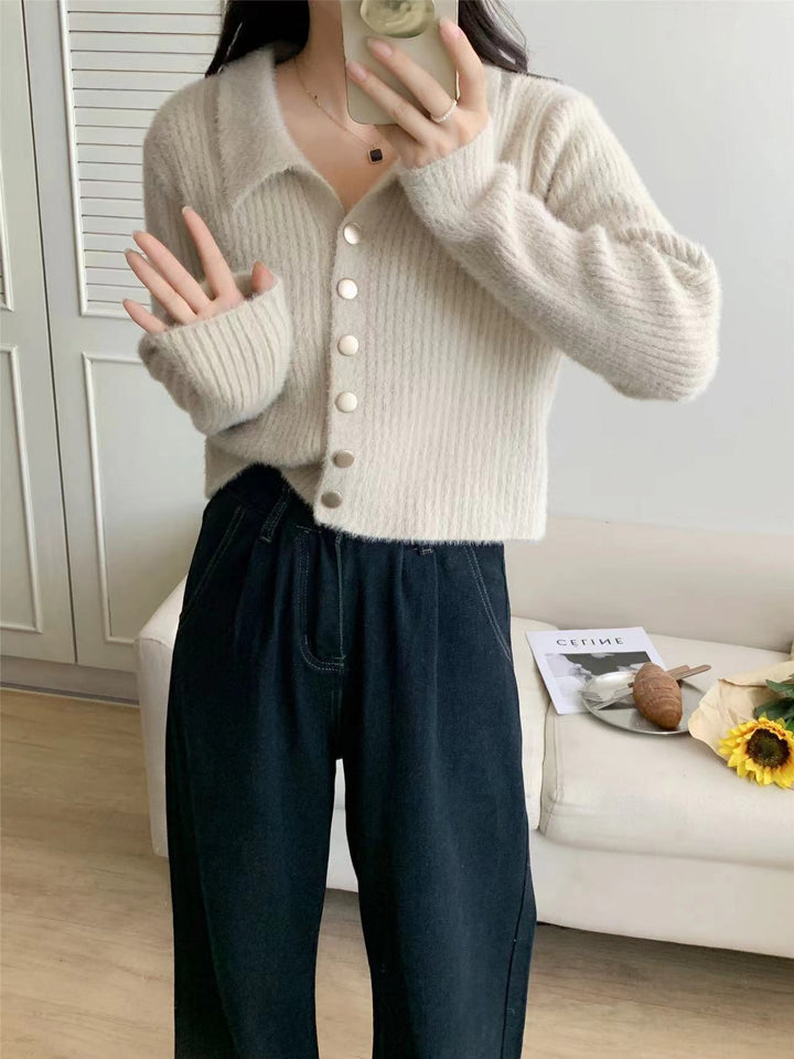 Damen Modische Kurzstrickjacke mit Knopfdetails und V-Ausschnitt Drune