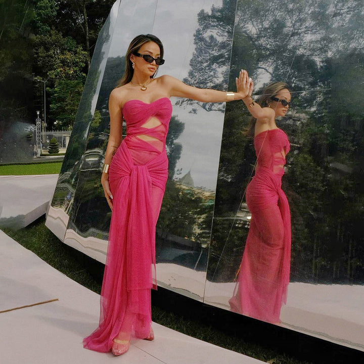 Damen Elegantes trägerloses Maxikleid mit raffinierten Drapierungen und transparenter Optik Drune