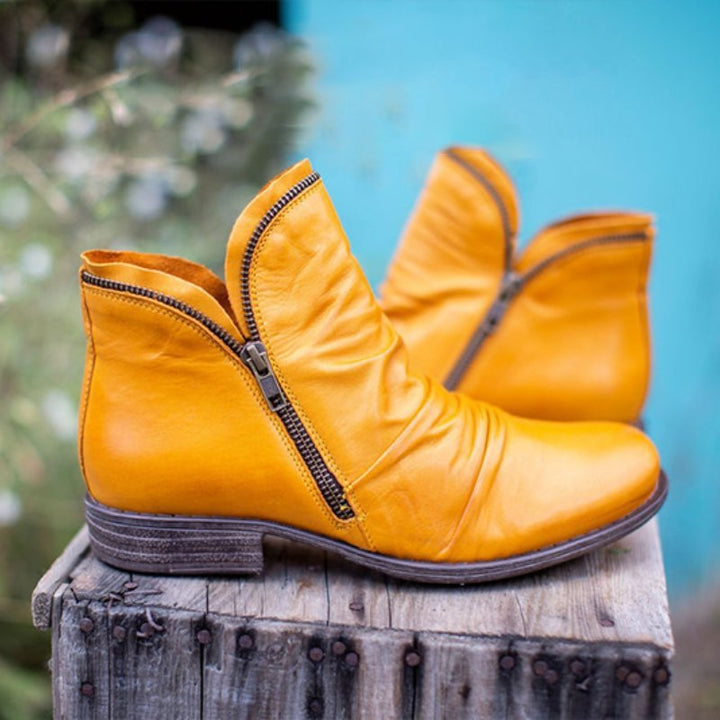 Damen Slouch‑AnklDruneoots aus Leder mit seitlichem Reißverschluss und niedrigem Blockabsatz Drune