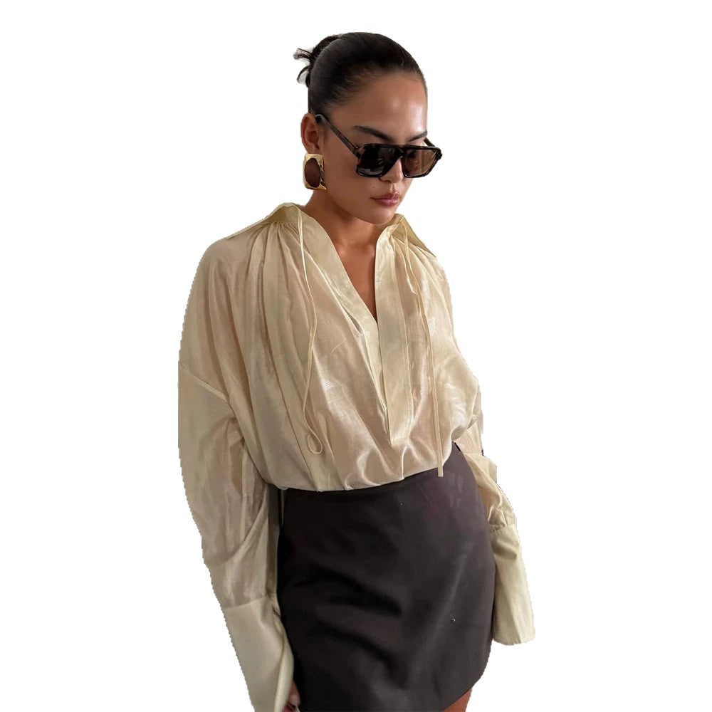 Damen Seidenglänzende Oversize-Bluse mit tiefem V‑Ausschnitt, weiten Manschetten & legerer Silhouette Drune