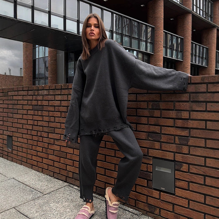 Damen Oversize-Strickset aus Feinstrick mit Destroyed-Saum, weitem Pullover und legerer Schlupfhose Drune