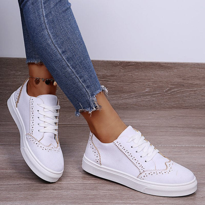 Damen Sneaker mit eleganter Brogue-Detailierung Drune