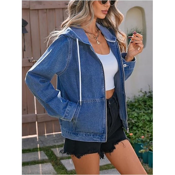 Damen Oversize Jeanskapuzenjacke mit Reißverschluss und aufgesetzten Taschen Drune