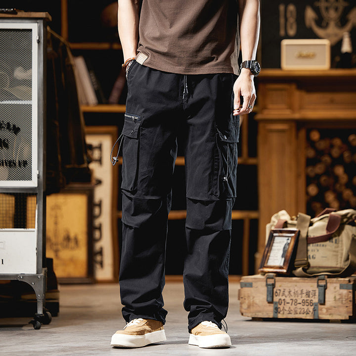 Herren Lockere Baumwoll‑Cargo‑Hose mit Tunnelzugbund, Knieabnähern und Multifunktionsklappen Drune