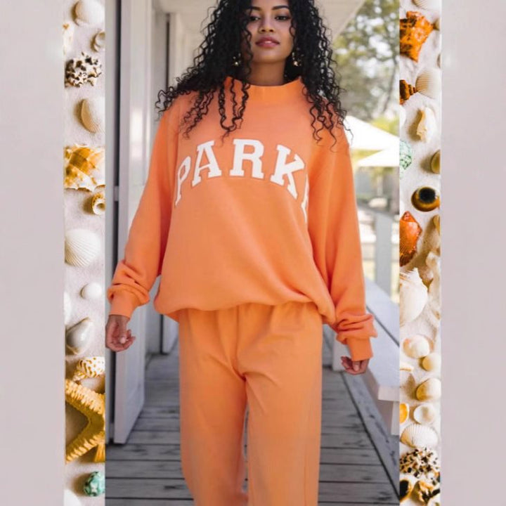 Damen Gemütliches Freizeit-Set mit Oversize kurz geschnittenem Sweatshirt und elastischen Baumwoll-Shorts Drune