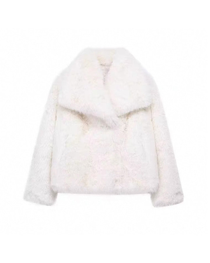Drune | Embrace Cropped Große Revers Plüschjacke