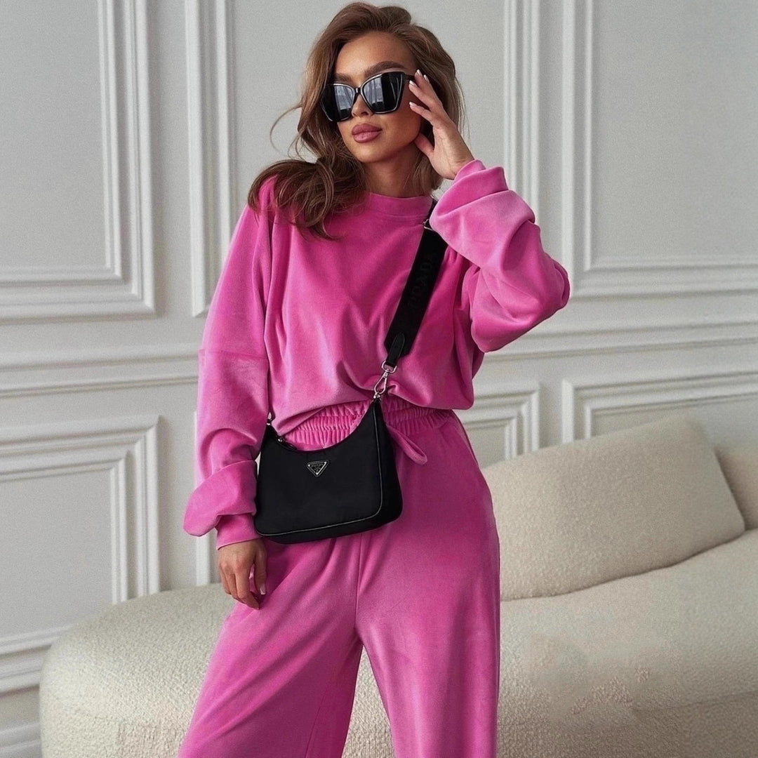 Damen luxuriöses Samt-Relax-Set mit Oversize-Crewneck und hochgeschnittener Gummibund-Jogger Drune