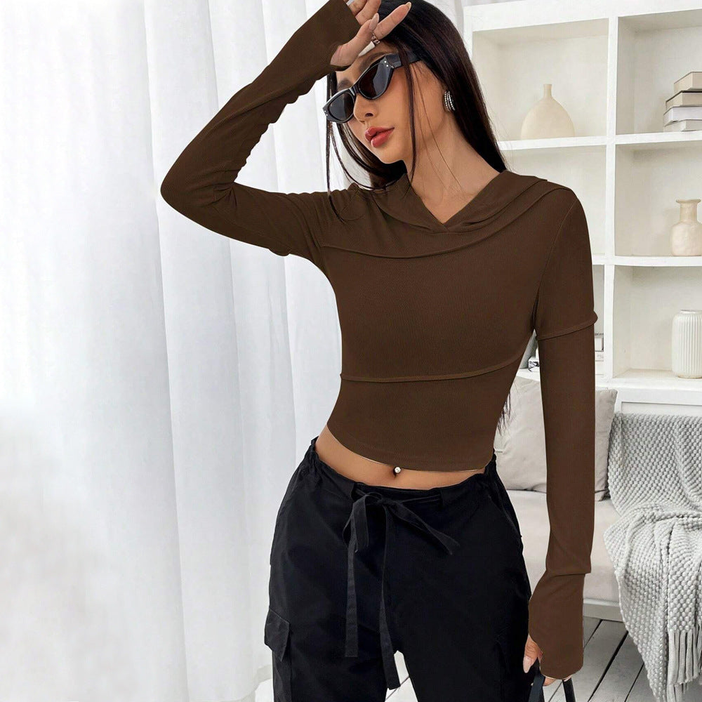 Damen geripptes Cropped-Longsleeve mit Kapuzenkragen, asymmetrischen Nähten und Trompetenärmeln Drune