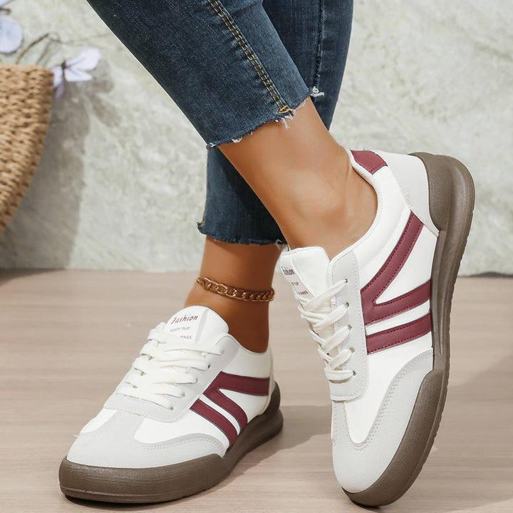 Damen Freizeit-Sneaker mit atmungsaktiver Obermaterialkombination und rutschfester Sohle Drune
