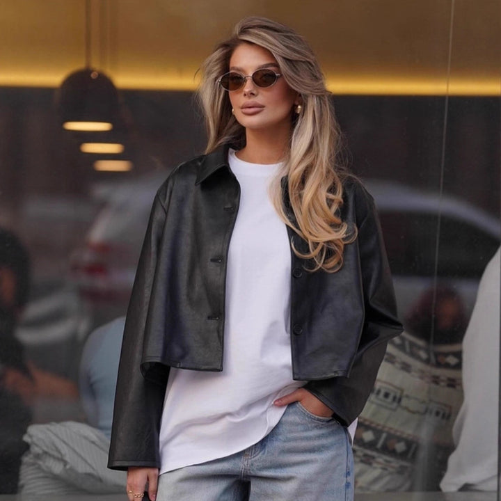Damen Modische cropped Kunstlederjacke mit stilvollen Details Drune