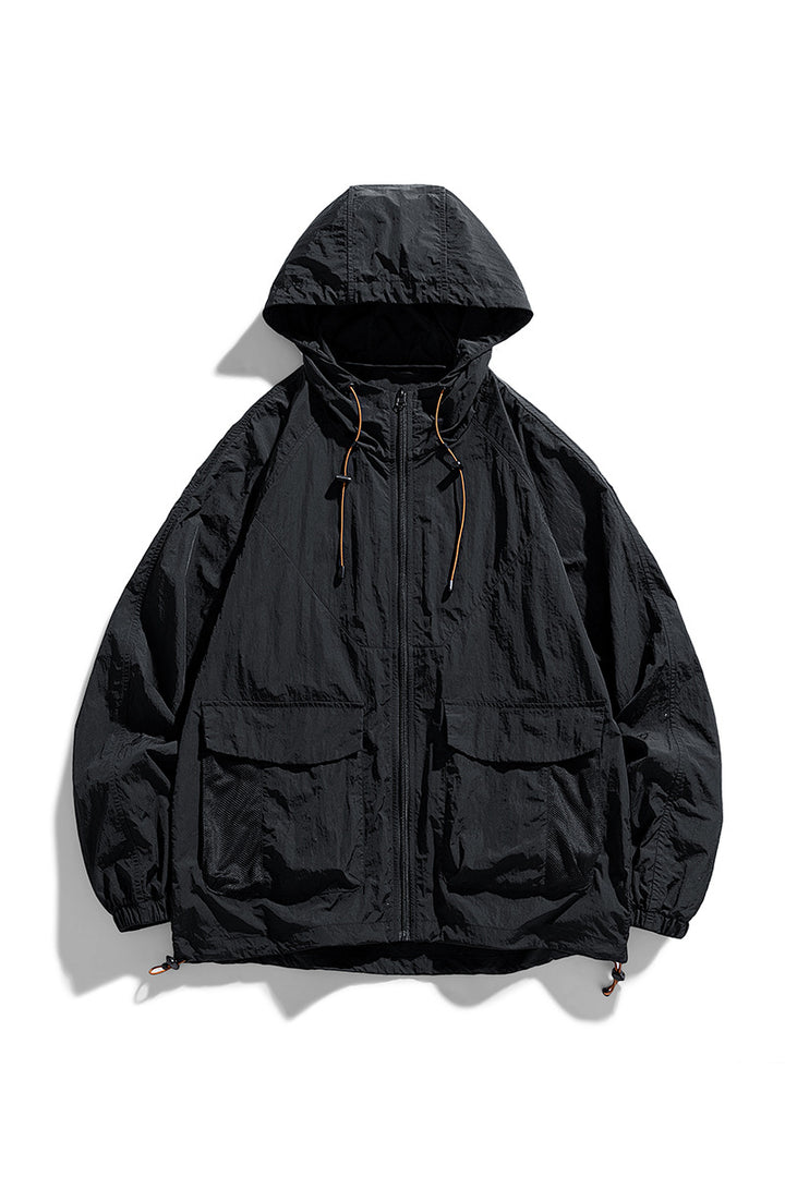 Herren Leichte Outdoor-Jacke mit verstellbarem Kapuzensystem