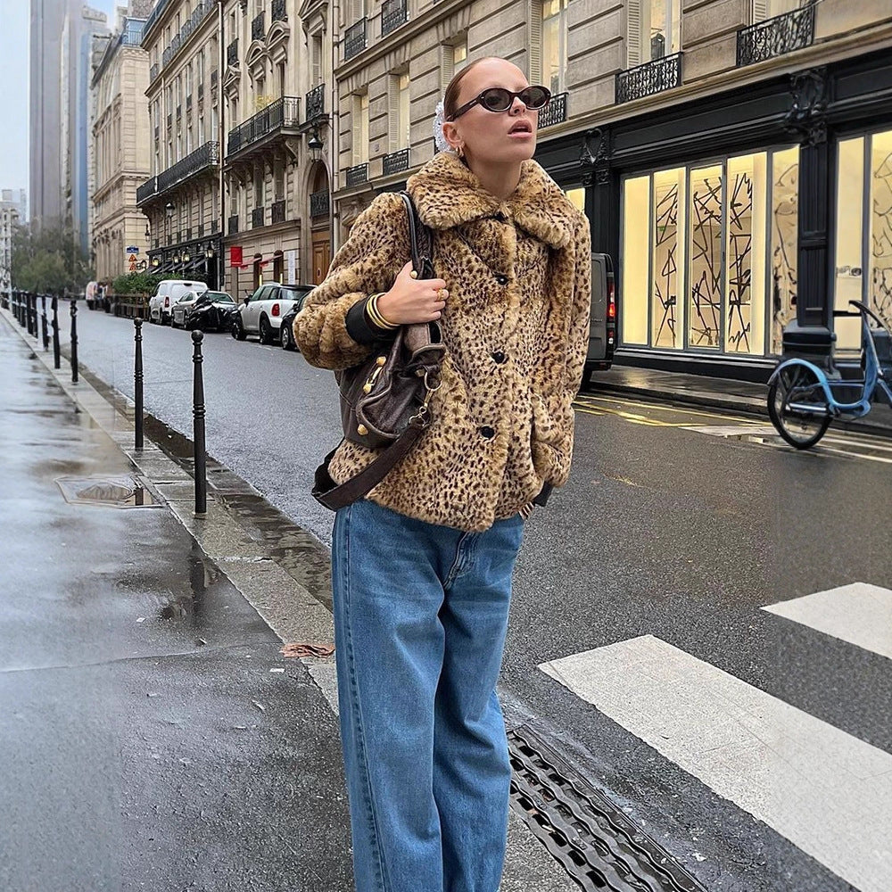 Damen Boxy-Kurzmantel aus Fauxfur mit Allover-Leopardenmuster und umlegbarem Schalkragen Drune