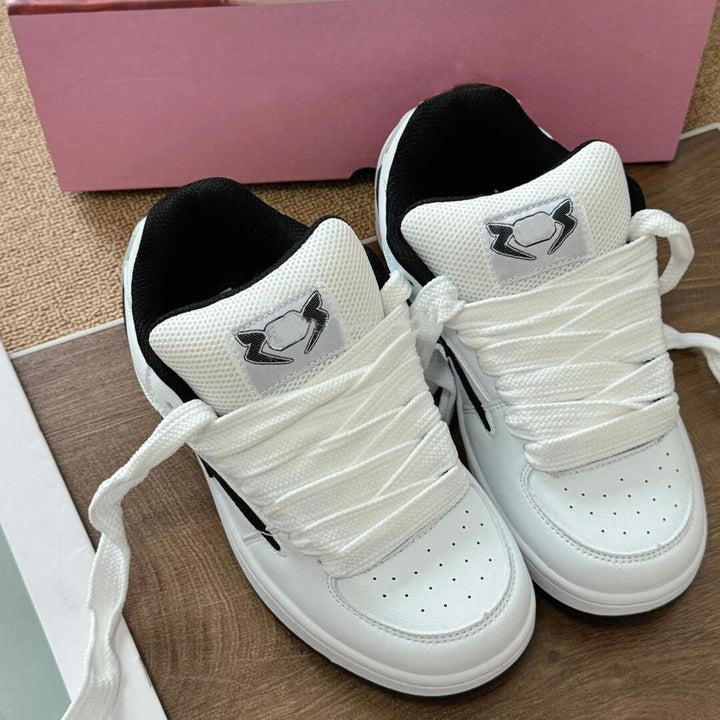 Damen Sportliche Sneakers mit atmungsaktivem Obermaterial und rutschfester Sohle Drune
